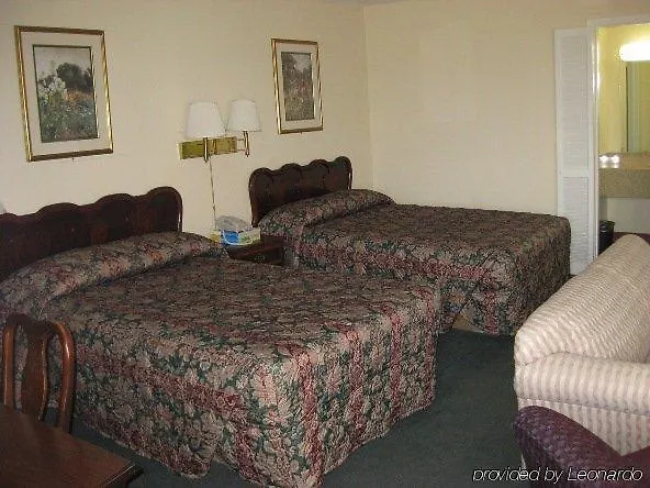 Super 8 By Wyndham Worth Tx Motel Fort Worth