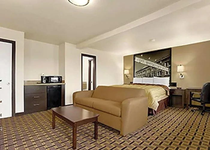 Super 8 By Wyndham Worth Tx Motel Fort Worth